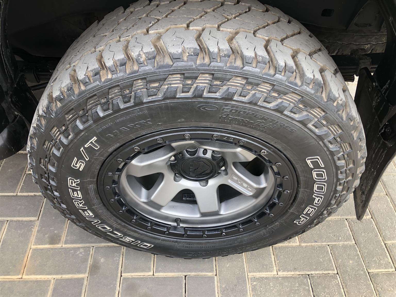 Used 2017 Toyota Hilux 2.4GD-6 double cab 4x4 SRX auto - Private Seller Used 2017 Toyota Hilux 2.4GD-6 double cab 4x4 SRX auto - Private Seller