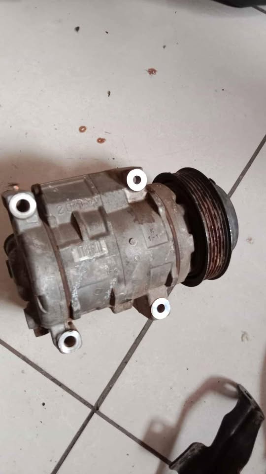 Aircon pump for Dodge journey 2012 - Private Seller Aircon pump for Dodge journey 2012 - Private Seller