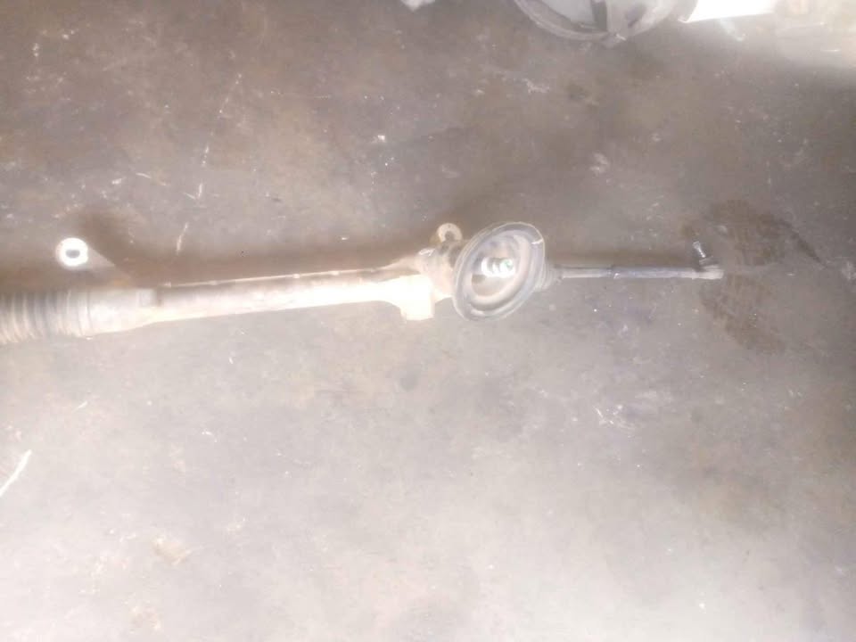 Honda Amaze sterling rack - Private Seller Honda Amaze sterling rack - Private Seller