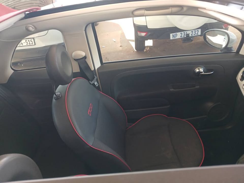 2015 model Fiat 500 sport hatchback Manuel Transmission petrol mileage 52000km