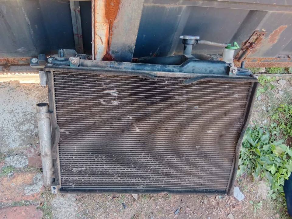 Toyota Rumion complete radiator sat - Private Seller Toyota Rumion complete radiator sat - Private Seller