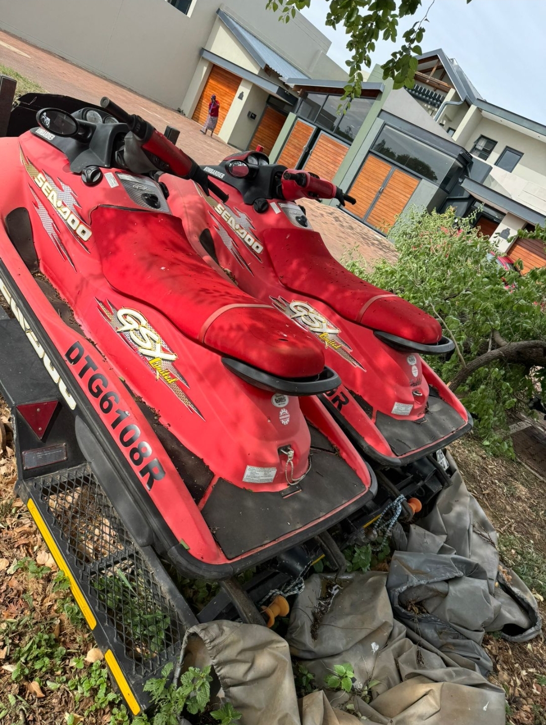 JET SKI'S FOR SALE WITH TRAILER