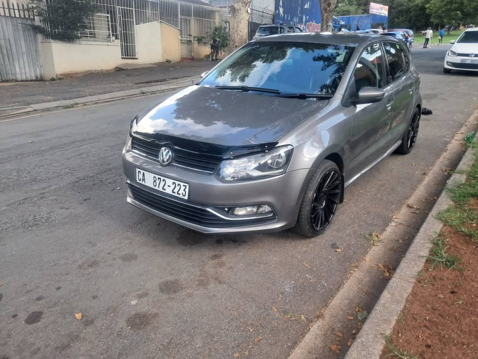 Vw polo Tsi 1.2 Grey 2017 for sale
