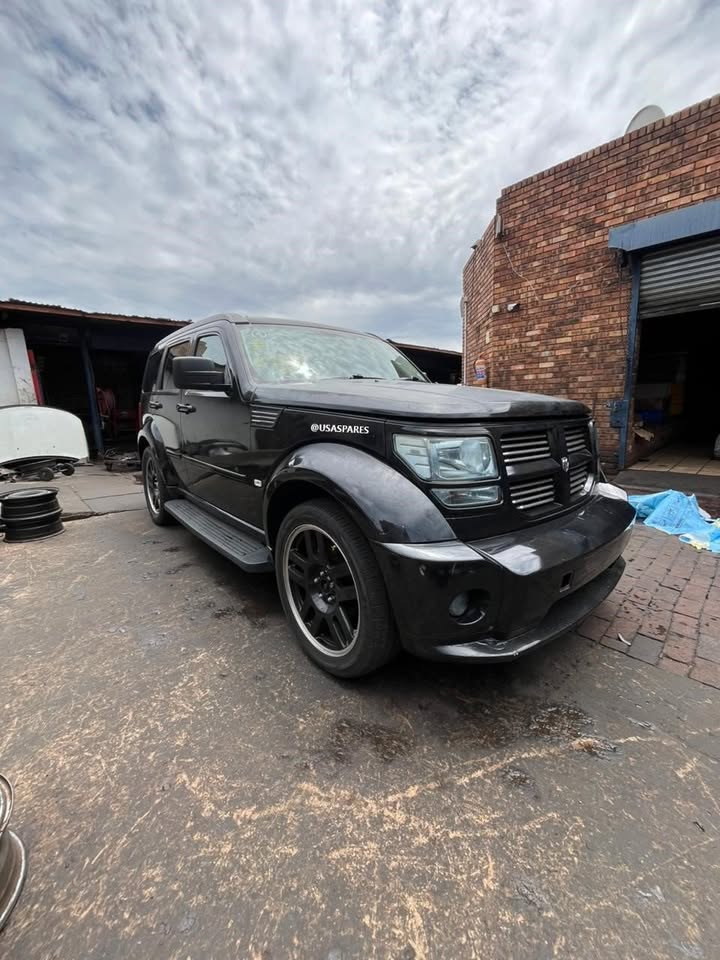 DODGE NITRO - NOW STRIPPING FOR SPARES CALL: - Private Seller DODGE NITRO - NOW STRIPPING FOR SPARES CALL: - Private Seller