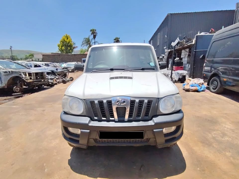 2017 Mahindra Scorpio Pik Up Mhawk diesel manual stripping for spares - Private Seller 2017 Mahindra Scorpio Pik Up Mhawk diesel manual stripping for spares - Private Seller
