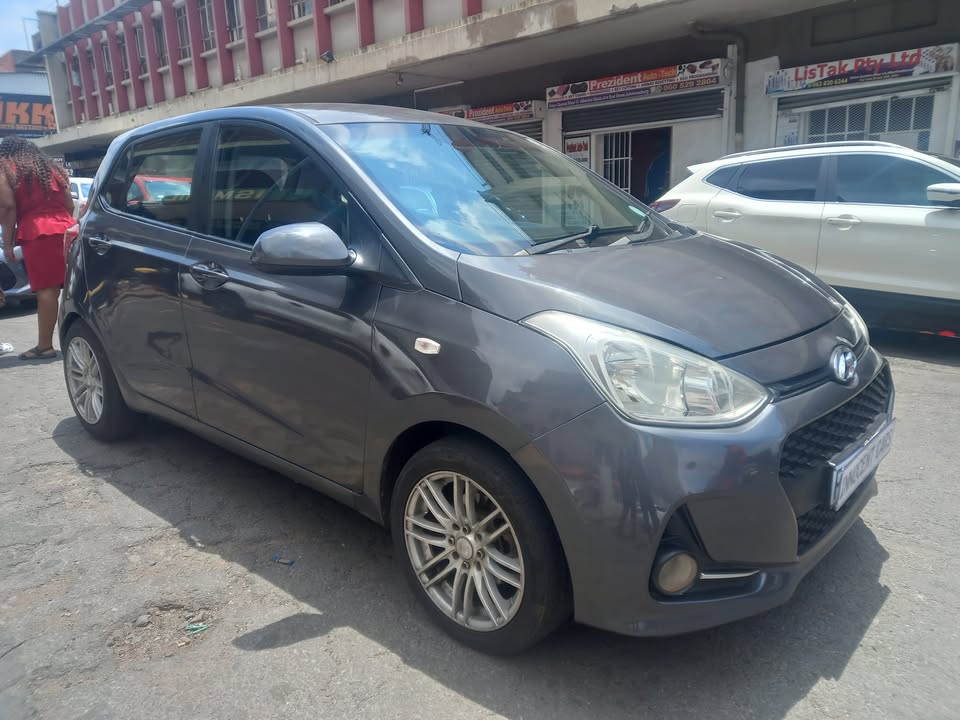 2018 HYUNDAI i10 GRAND 1.2 PETROL, MANUAL TRANSMISSION, GREY COLOR, MILEAGE 68000KM