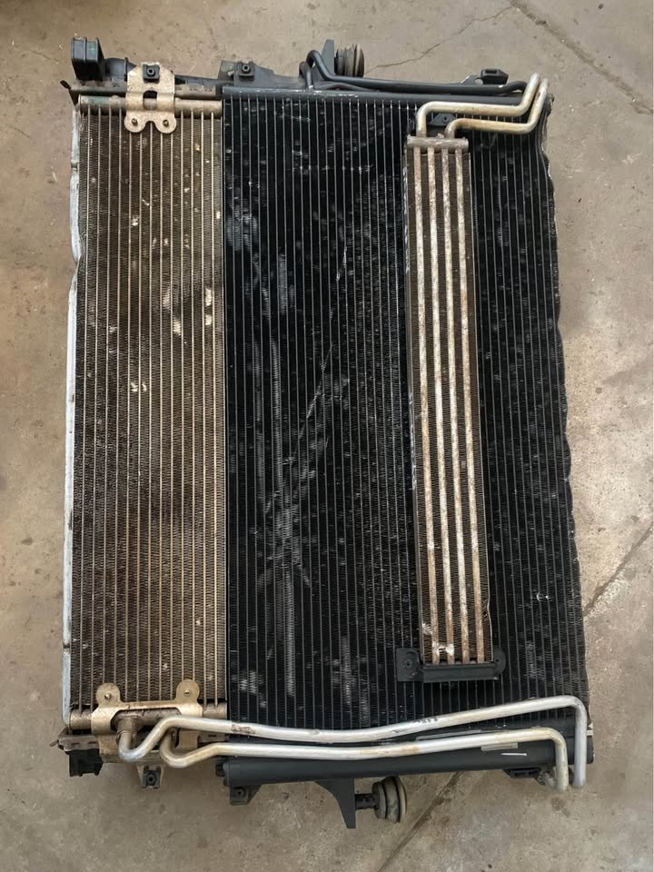 Audi Q7 Radiator set