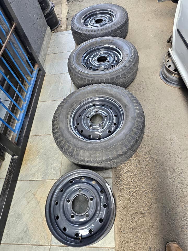 Mahindra scorpio steel rim and tyres available - Private Seller Mahindra scorpio steel rim and tyres available - Private Seller