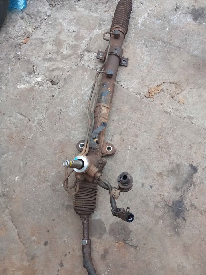 Hyundai ix35 maunal steering rack petrol - Private Seller