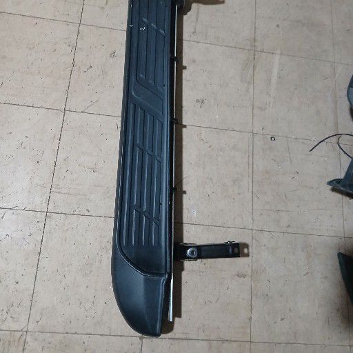 Toyota hilux gd6 side skirt - Private Seller