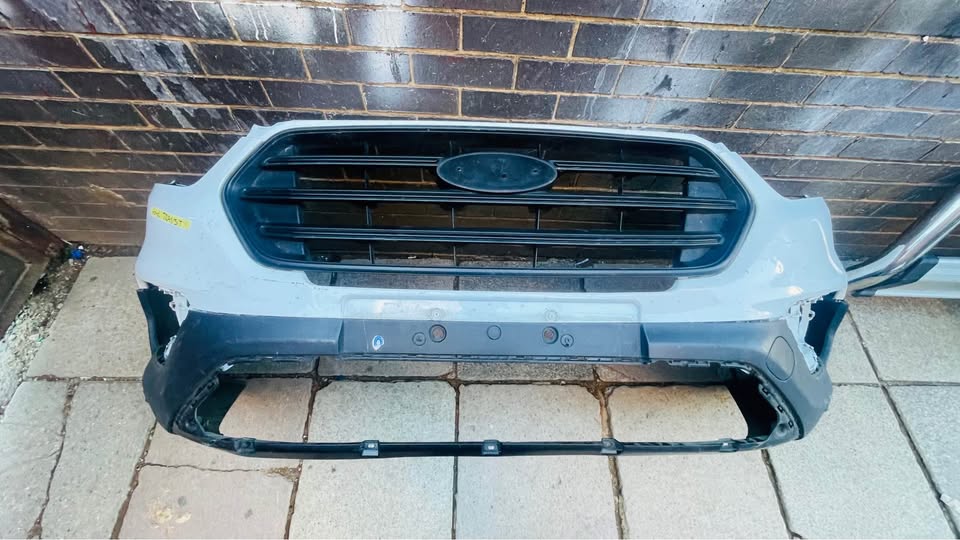 Ford Transit Custom van bumper - Private Seller Ford Transit Custom van bumper - Private Seller