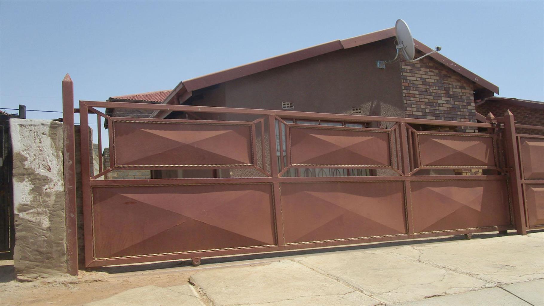 Bank repossessed properties for sale in phiri soweto Junk Mail