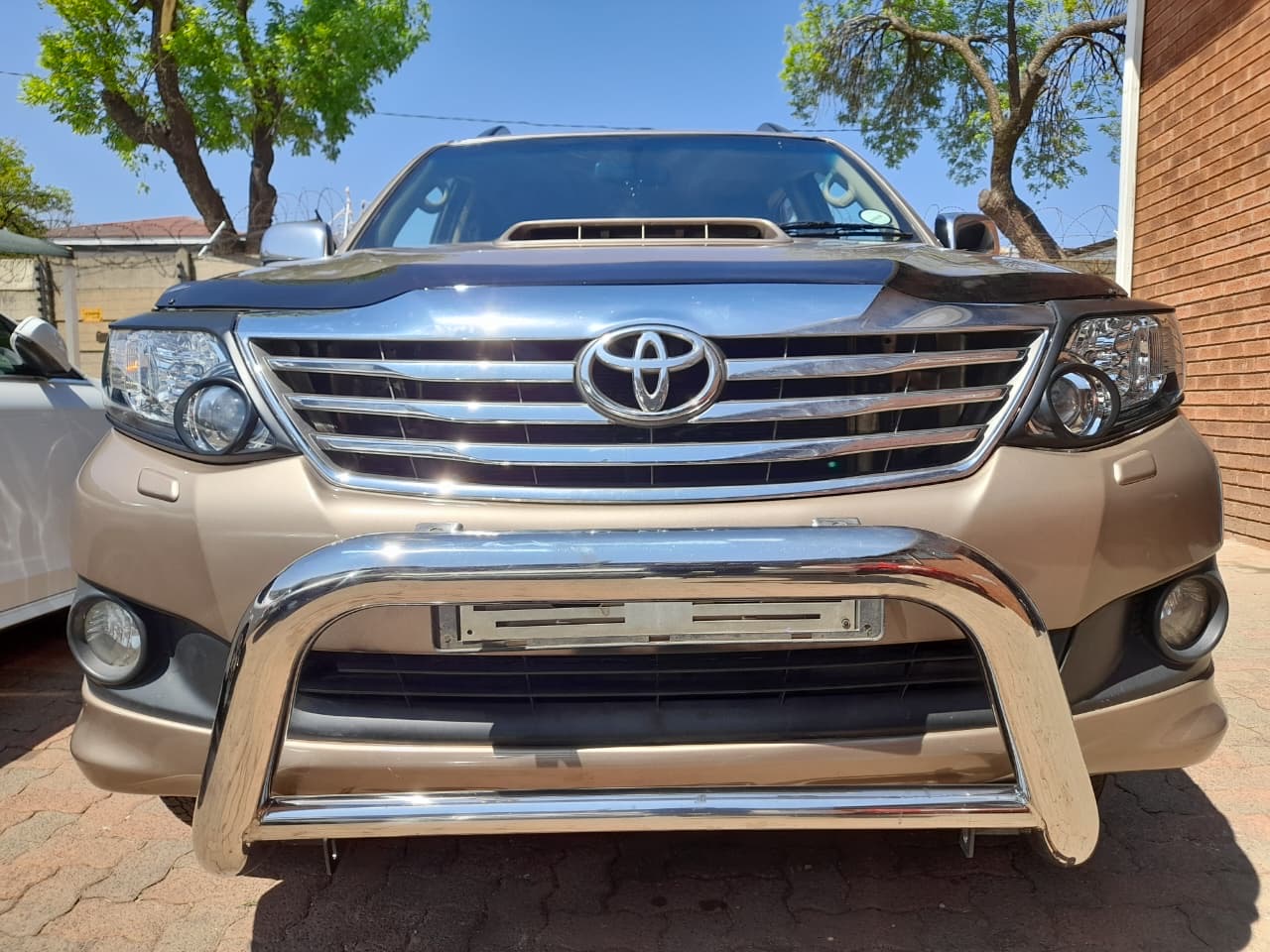 Used 2010 Toyota Fortuner 3.0D-4D 4x4 - Private Seller Used 2010 Toyota Fortuner 3.0D-4D 4x4 - Private Seller