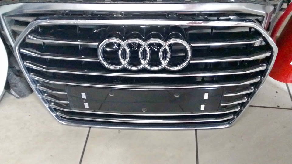 Audi A6 grill - Private Seller Audi A6 grill - Private Seller