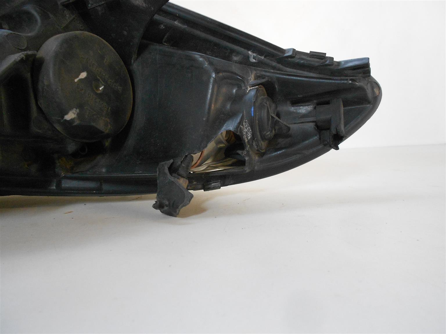 Renault Megane 3 right headlight - Private Seller Renault Megane 3 right headlight - Private Seller
