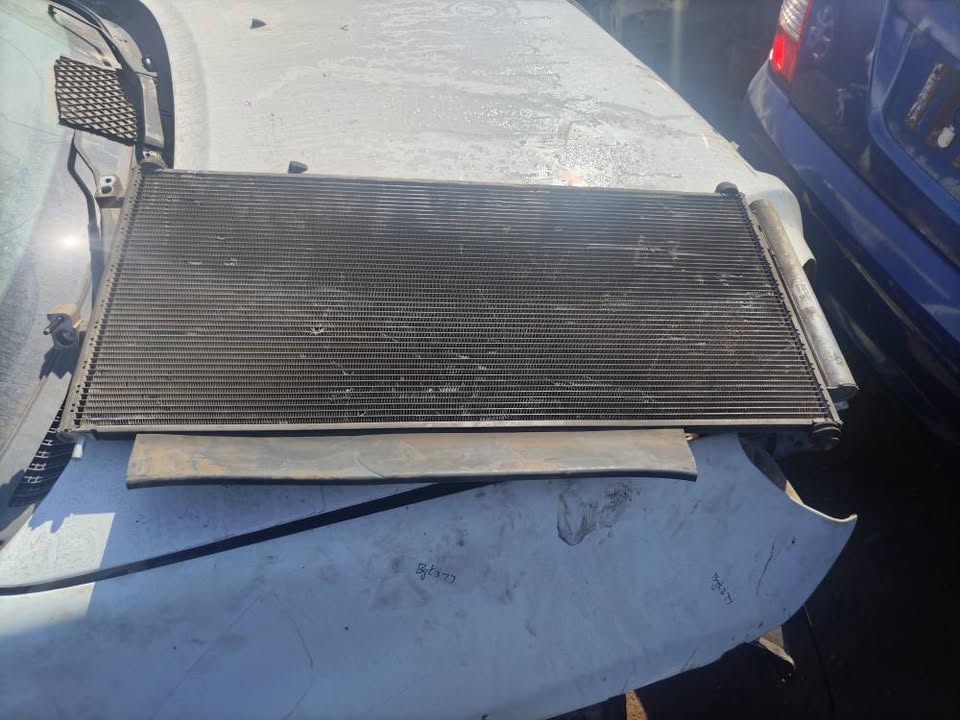 Honda Jazz aircon condensor Call me today - Private Seller