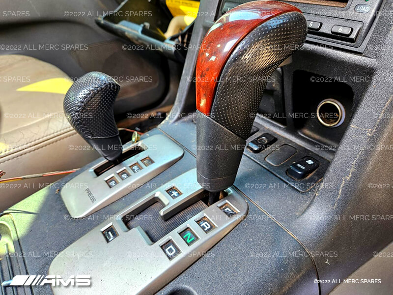 Mitsubishi Pajero Gen 3 stripping for spares
