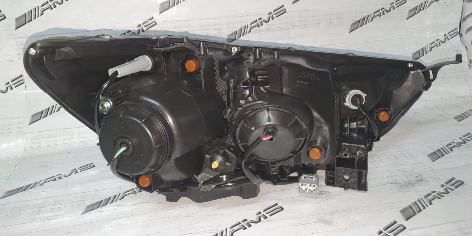 New Mitsubishi ASX Left Headlight (Non-Xenon) - Private Seller
