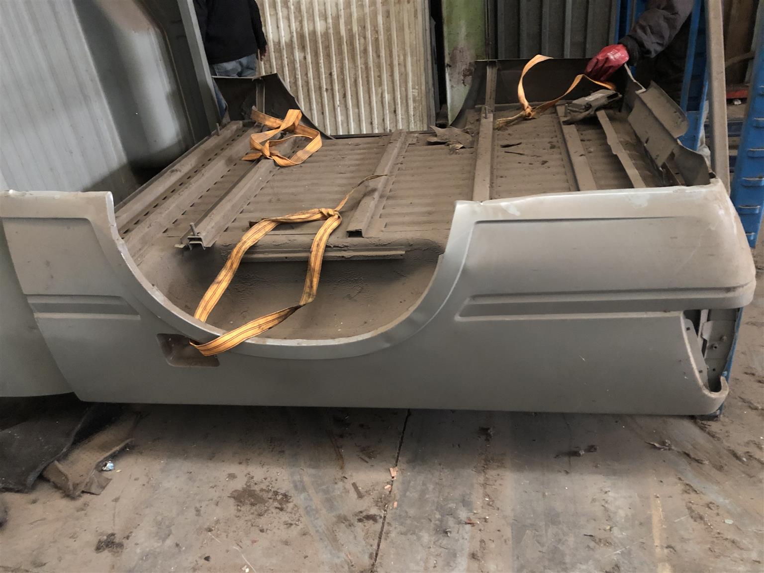 ISUZU GWM GONOW NEW LOADBINS LWB DCAB WITH TAILGATE ISUZU GWM GONOW NEW LOADBINS LWB DCAB WITH TAILGATE