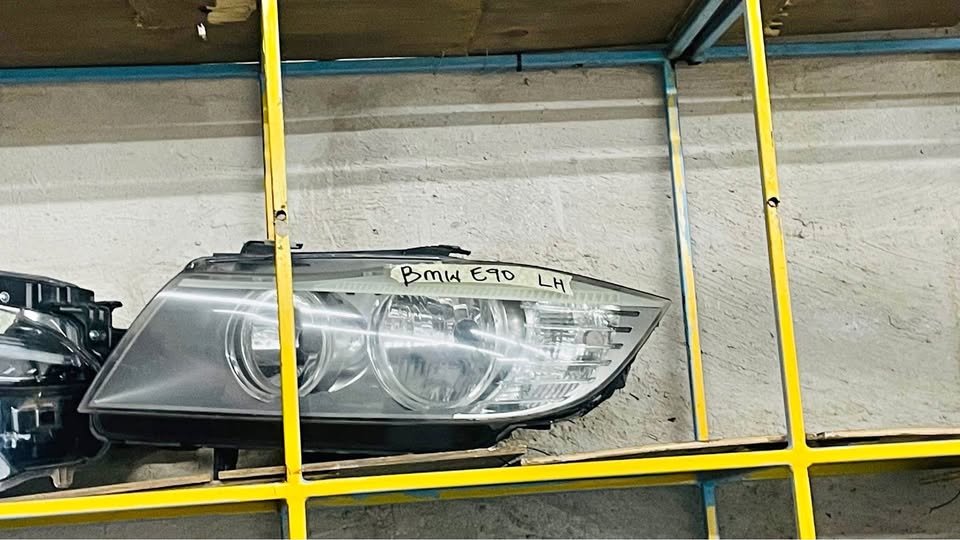 BMW E90 headlight