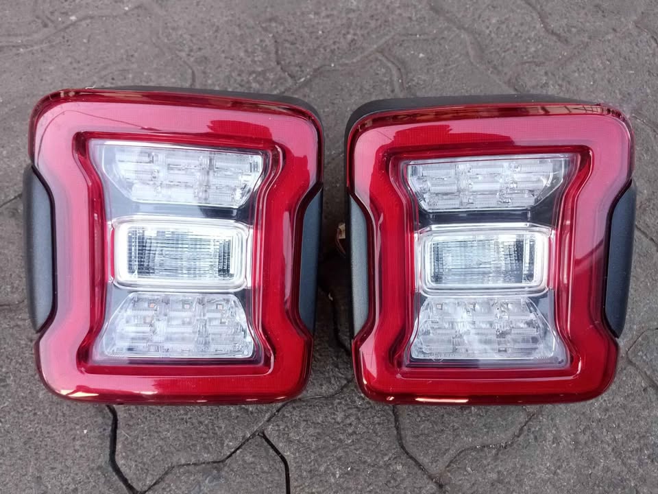 Jeep renegade tillight - Private Seller