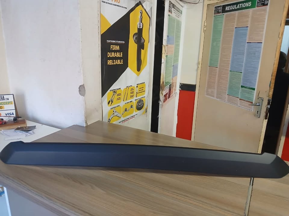 2023 NISSAN NAVARA BONNET MOULDING FOR SALE - Private Seller 2023 NISSAN NAVARA BONNET MOULDING FOR SALE - Private Seller