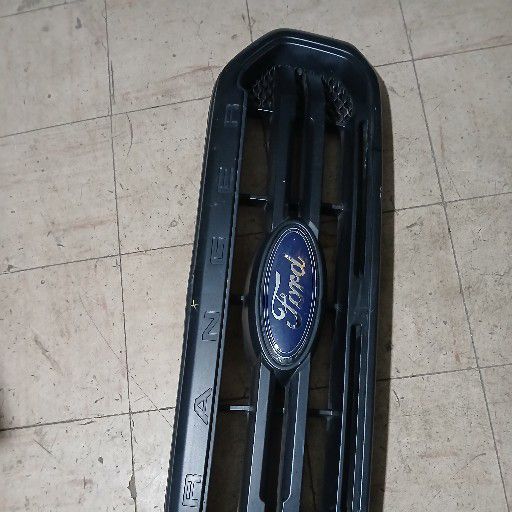 Ford ranger grill - Private Seller Ford ranger grill - Private Seller