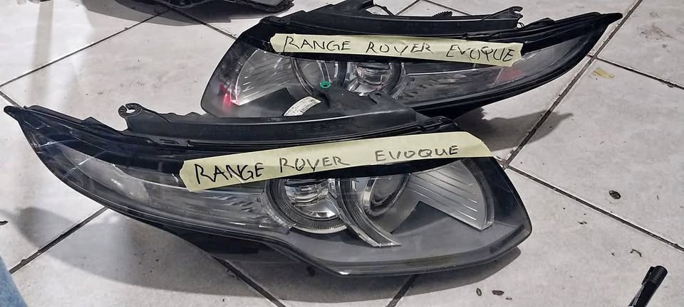 RANGE ROVER EVOUQUE HEADLIGHT - Private Seller
