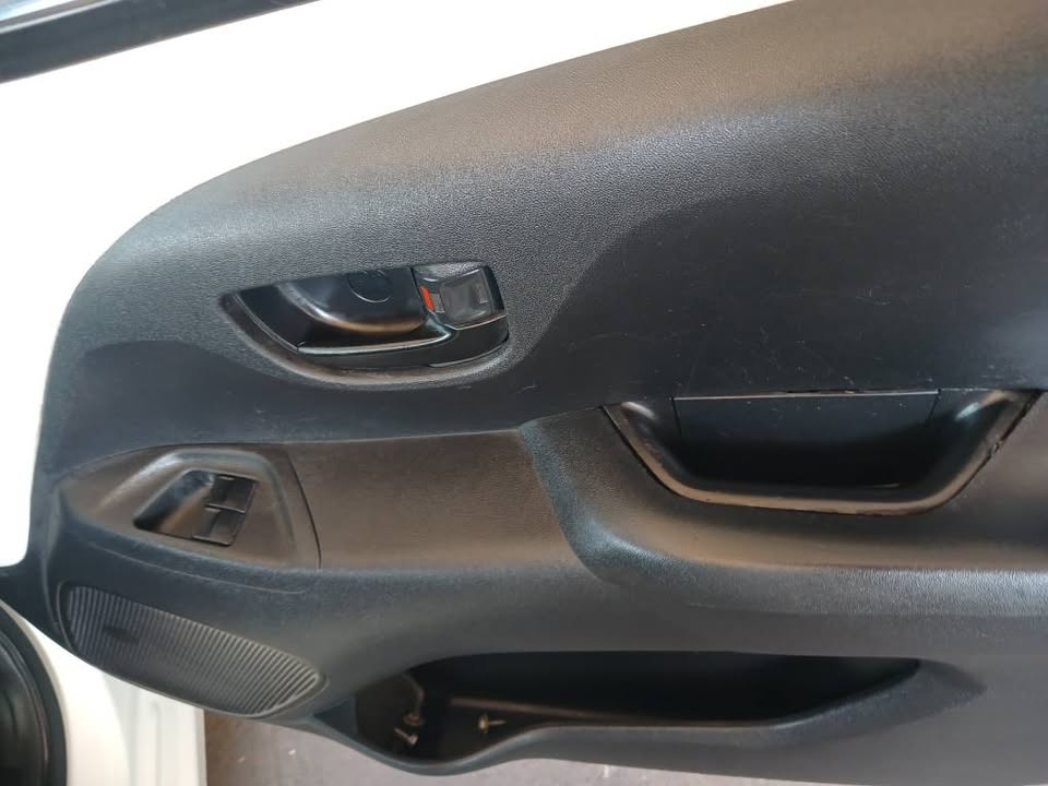 2018 model Toyota Agya hatchback Manuel Transmission petrol 1.0 engine capacity mileage 75000km