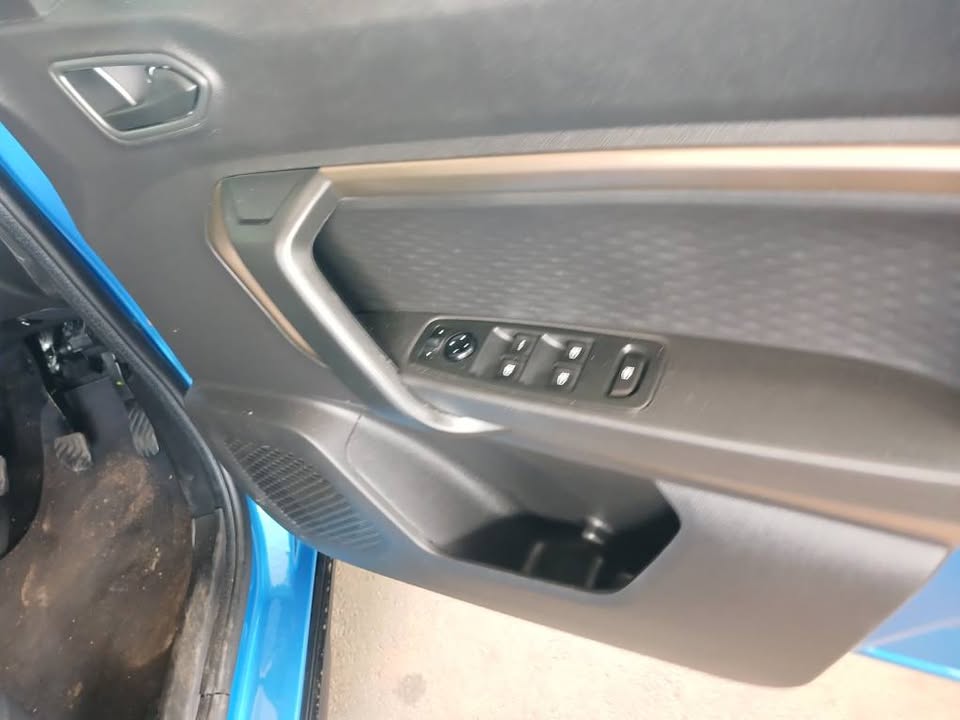 2023 RENAULT KIGAR 1.0 T Transmission: Manual Mileage: Fueltype: Petrol Blue