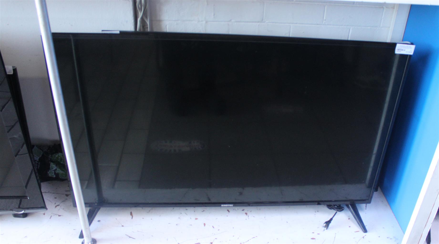 SINOTEC STL50D80UG 50 INCHES LED TV WITH POWERCABLE LEGS NO REMOTE S062939A