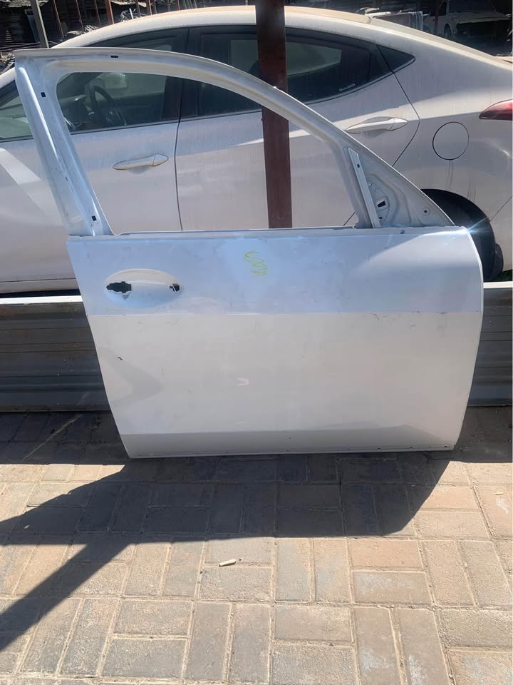 BMW  G07 Front door right side