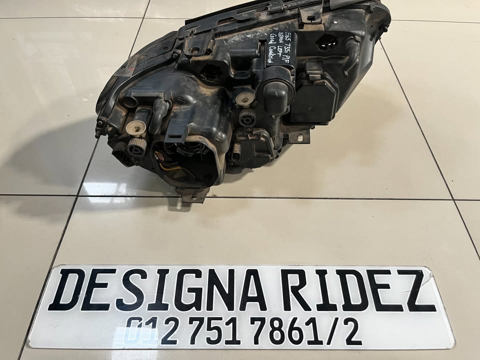 BMW E65 735i LEFT PRE-LCI XENON HEADLIGHT AVAILABLE. - Private Seller BMW E65 735i LEFT PRE-LCI XENON HEADLIGHT AVAILABLE. - Private Seller