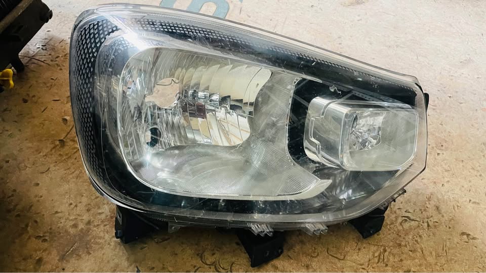 Suzuki S-Presso headlight - Private Seller Suzuki S-Presso headlight - Private Seller
