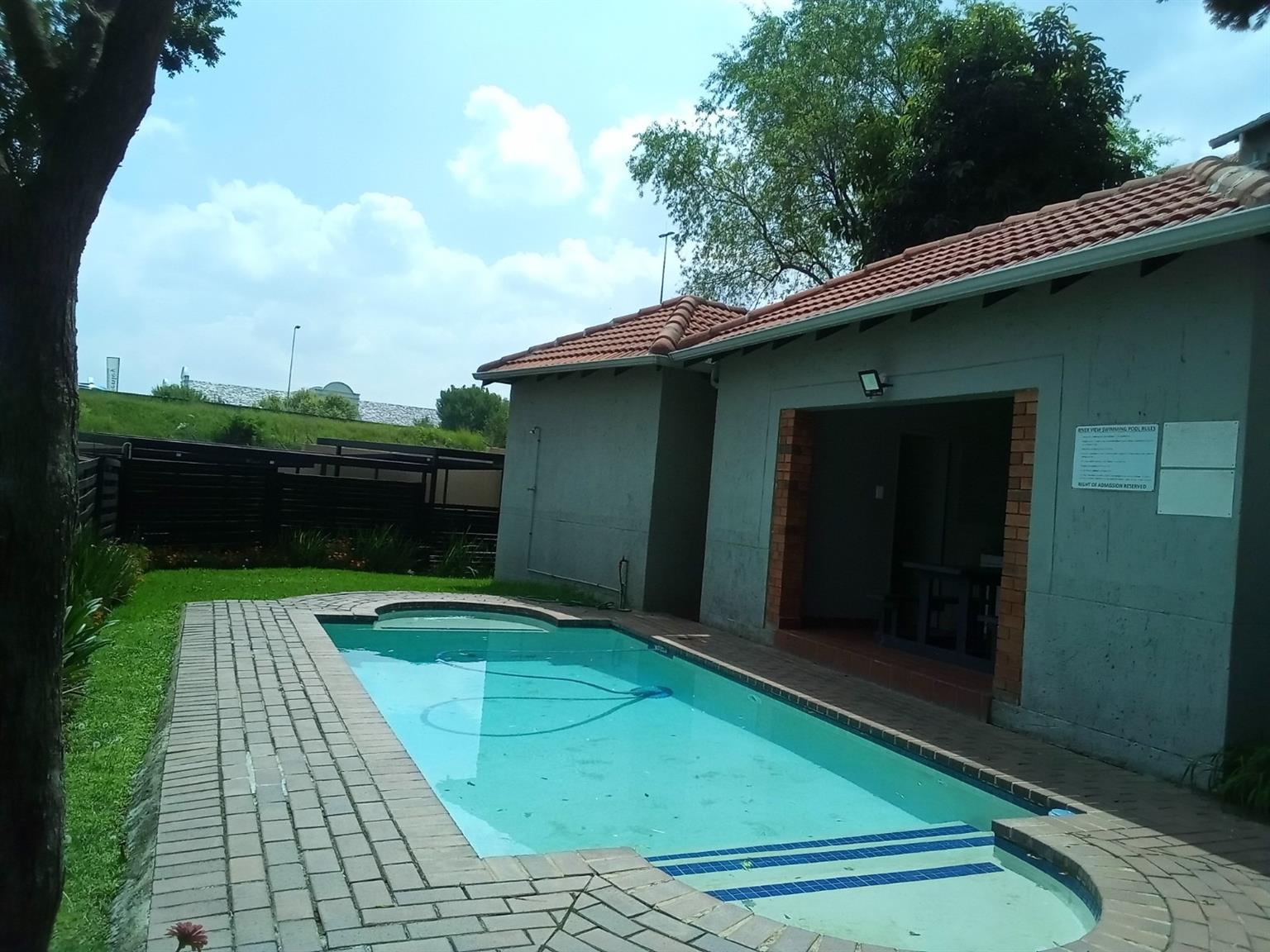 Apartment For Sale in Rivonia