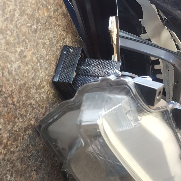 Isuzu headlight 2023 - Private Seller Isuzu headlight 2023 - Private Seller