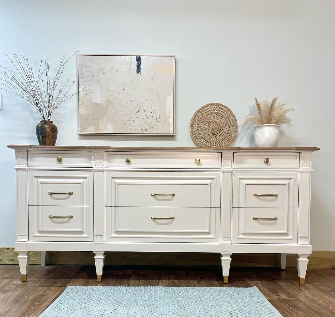 Bill Jones Solid Dresser Bill Jones Solid Dresser