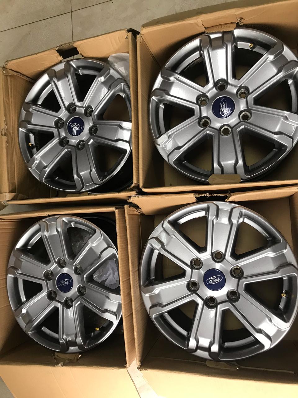 Ford Ranger XLT 17 mag rims - Private Seller