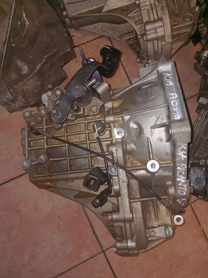 Kia piancto 1.0 maunal gear box - Private Seller
