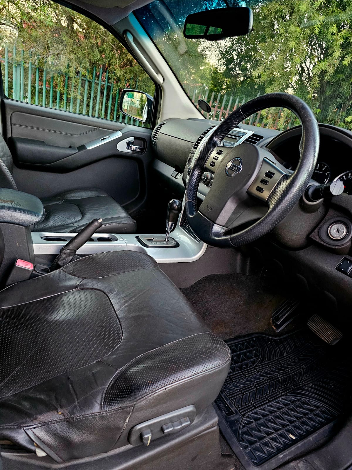 Used 2008 Nissan Pathfinder 2.5dCi LE auto - Private Seller Used 2008 Nissan Pathfinder 2.5dCi LE auto - Private Seller