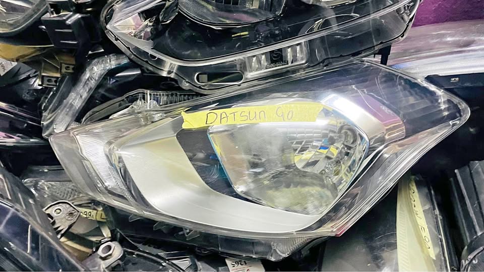 Datsun Go headlight - Private Seller Datsun Go headlight - Private Seller