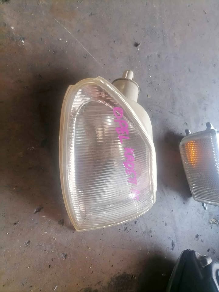 Opel Astra/Kadett Indicator/park light