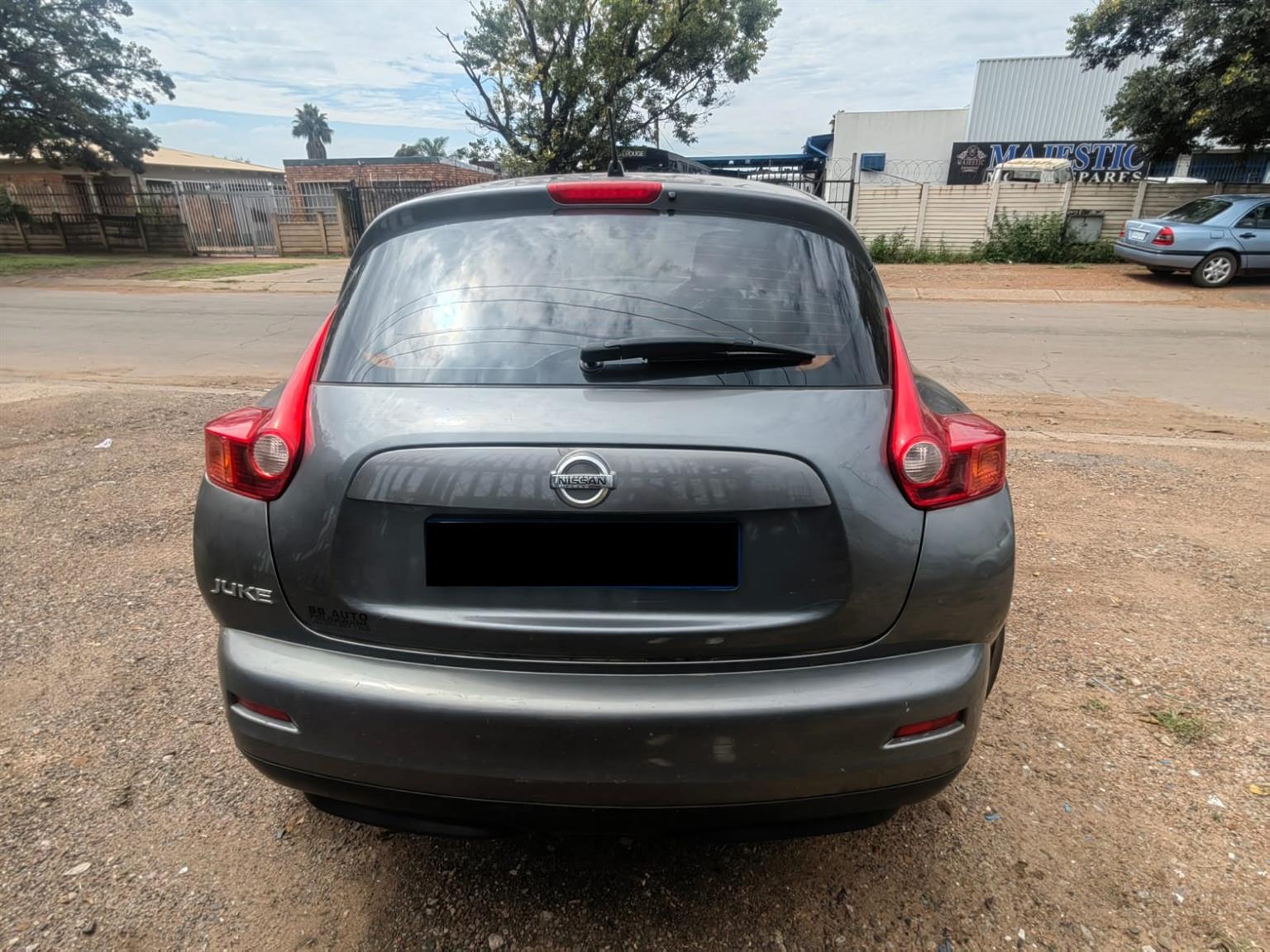 Stripping for Spares - Nissan Juke 1.6 2005 petrol manual HR16