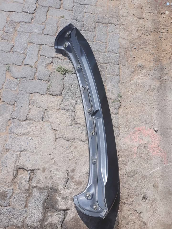Genuine 2012 Mazda 3 Hatchback Tailgate Spoiler - Private Seller