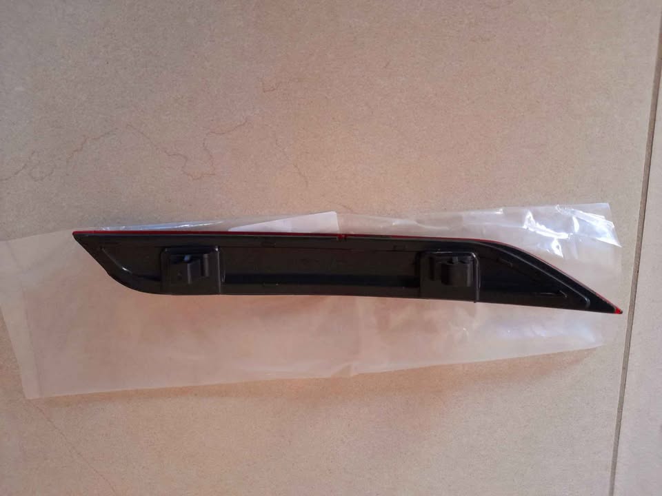 VW POLO VIVO 2019/ 2022 BRAND NEW REAR BUMPER REFLECTORS FORSALE FORSALE PRICE