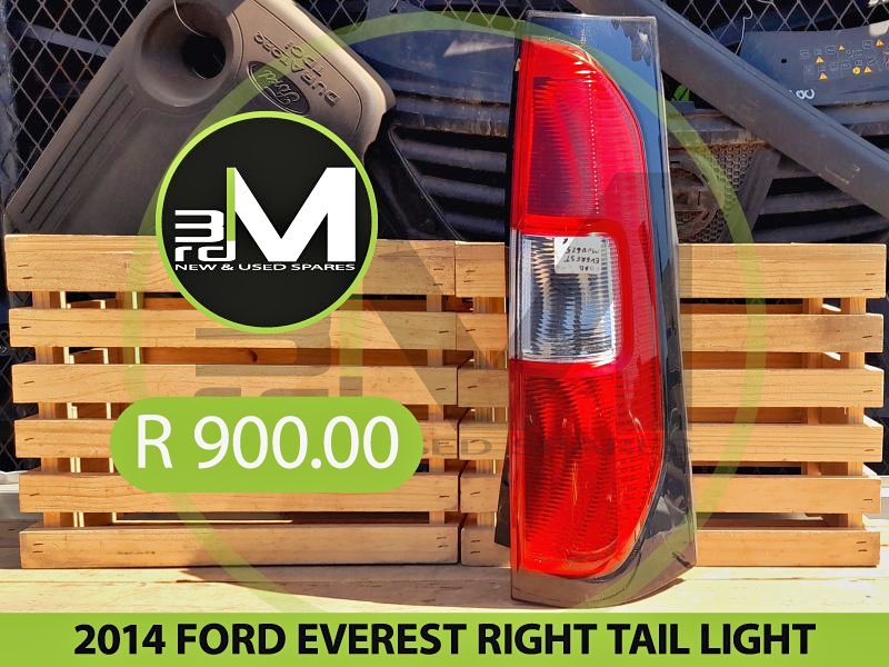 2014 FORD EVEREST RIGHT TAIL LIGHT