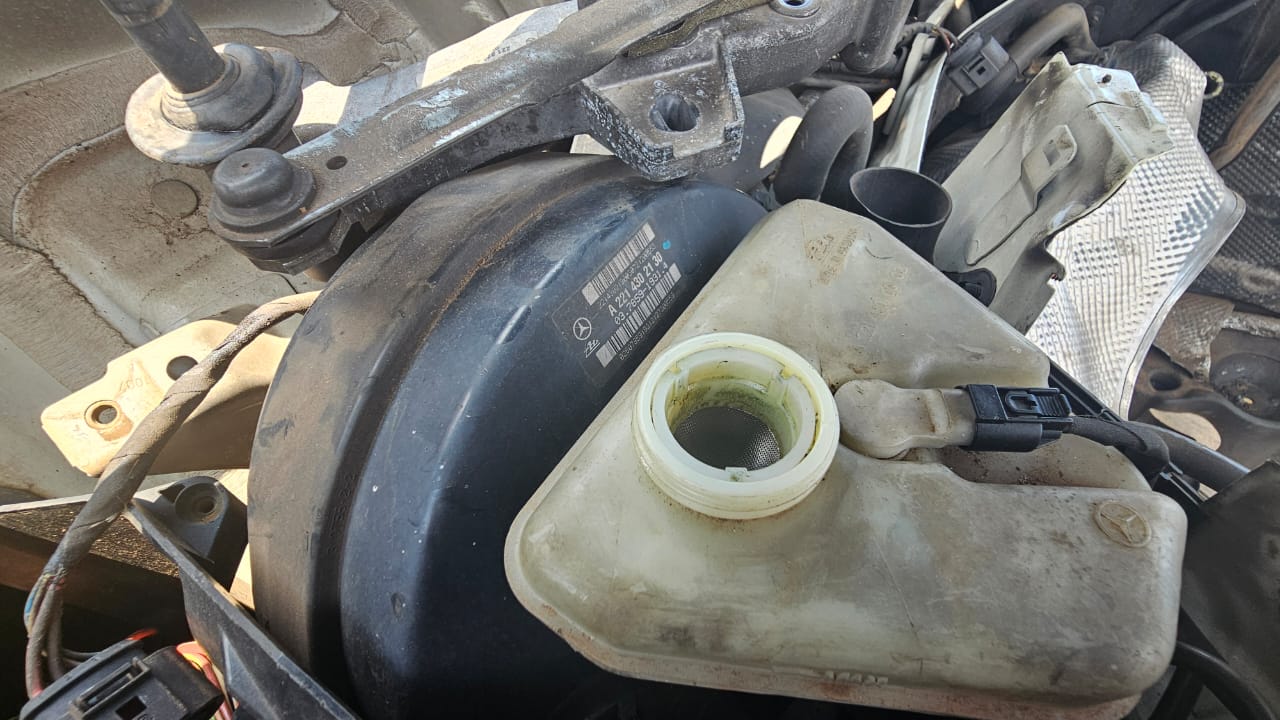 Mercedes Benz S320 cdi brake booster used for sale - Private Seller Mercedes Benz S320 cdi brake booster used for sale - Private Seller