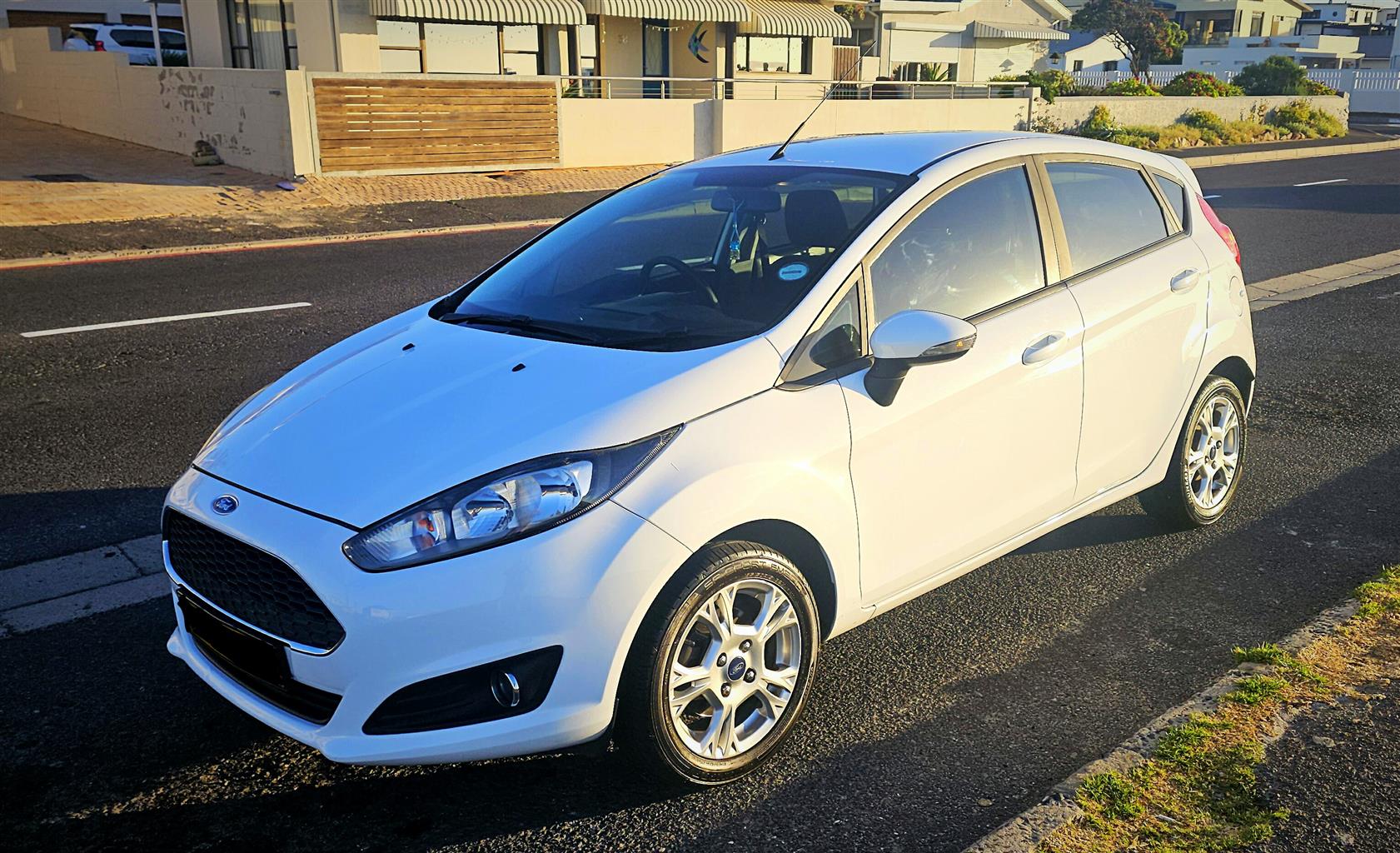 Used 2017 Ford Fiesta 5-door 1.0T Trend - Private Seller Used 2017 Ford Fiesta 5-door 1.0T Trend - Private Seller