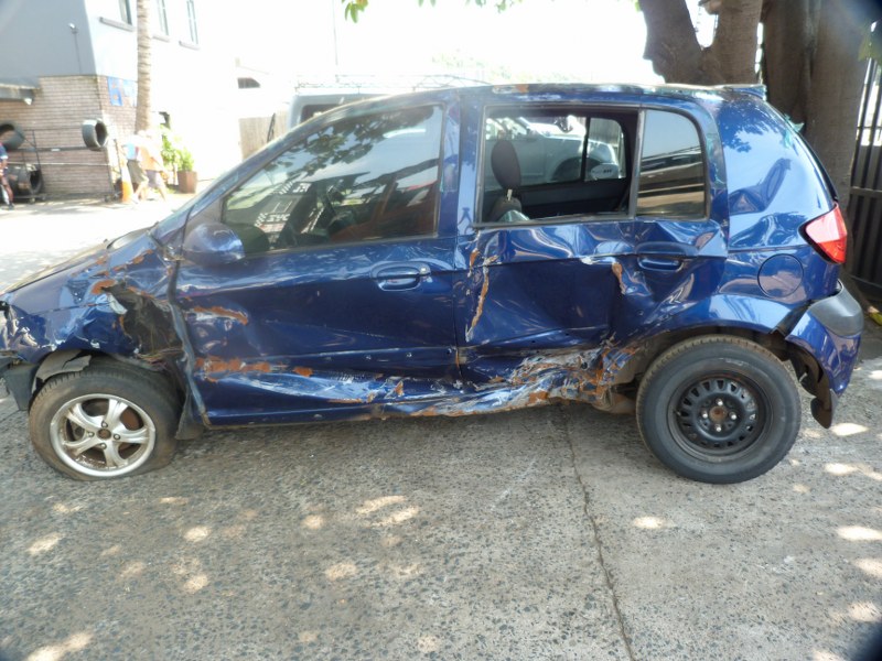 Hyundai Getz 1.4 HS Manual - Navy Blue - 2008 STRIPPING FOR SPARES - Private Seller Hyundai Getz 1.4 HS Manual - Navy Blue - 2008 STRIPPING FOR SPARES - Private Seller