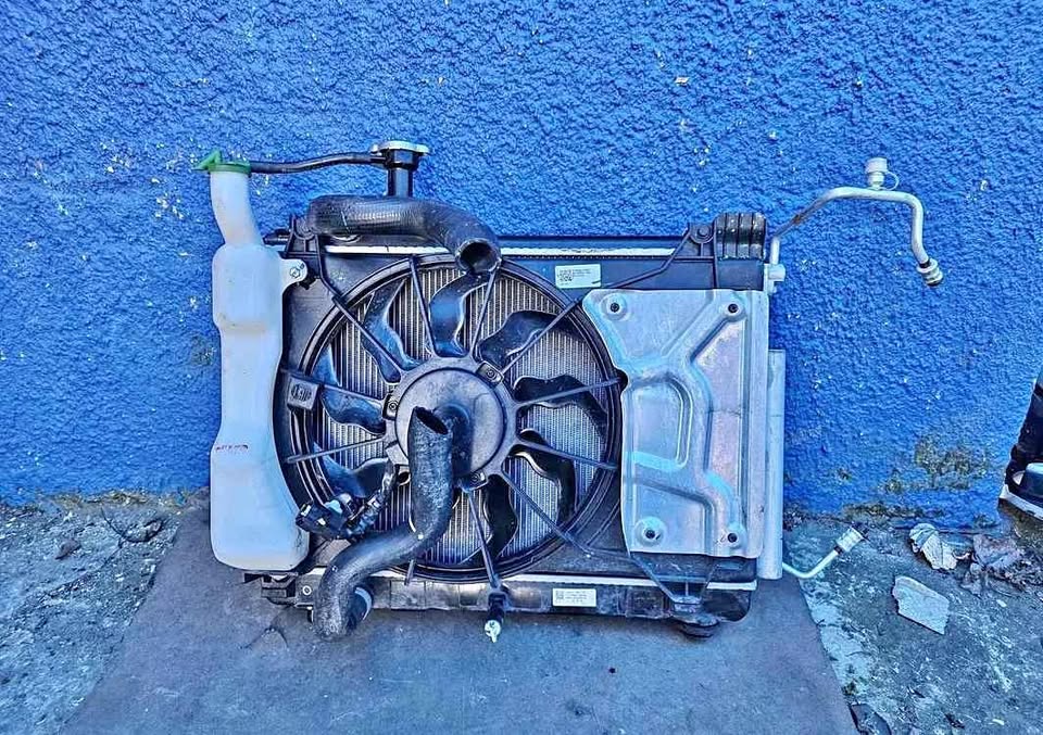 Toyota Runion complete radiator set - Private Seller Toyota Runion complete radiator set - Private Seller